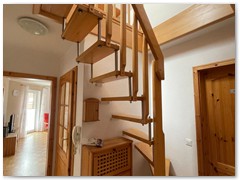 Treppe Spitzboden