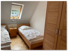 Schlafzimmer 2